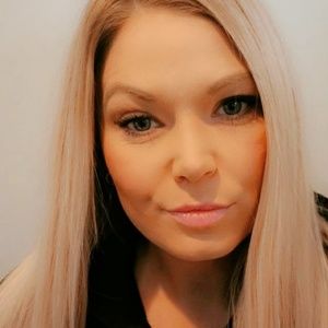 Meet your Posher, Alana